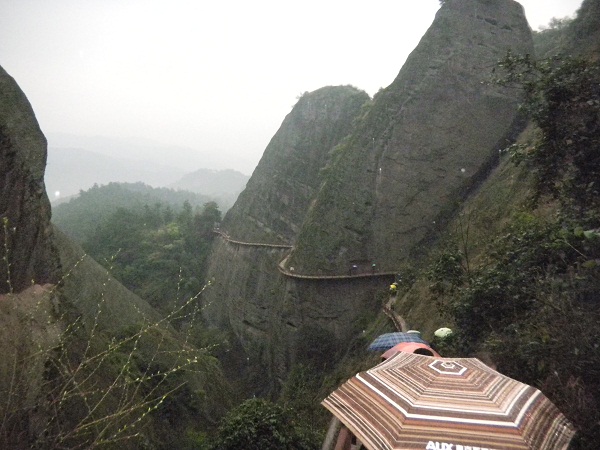 巍峨的崀山風景